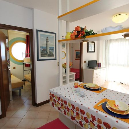 Complesso Solarium Apartment Bibione Luaran gambar