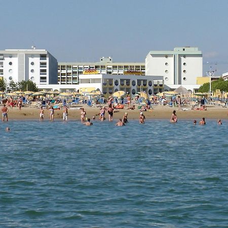 Complesso Solarium Apartment Bibione Luaran gambar