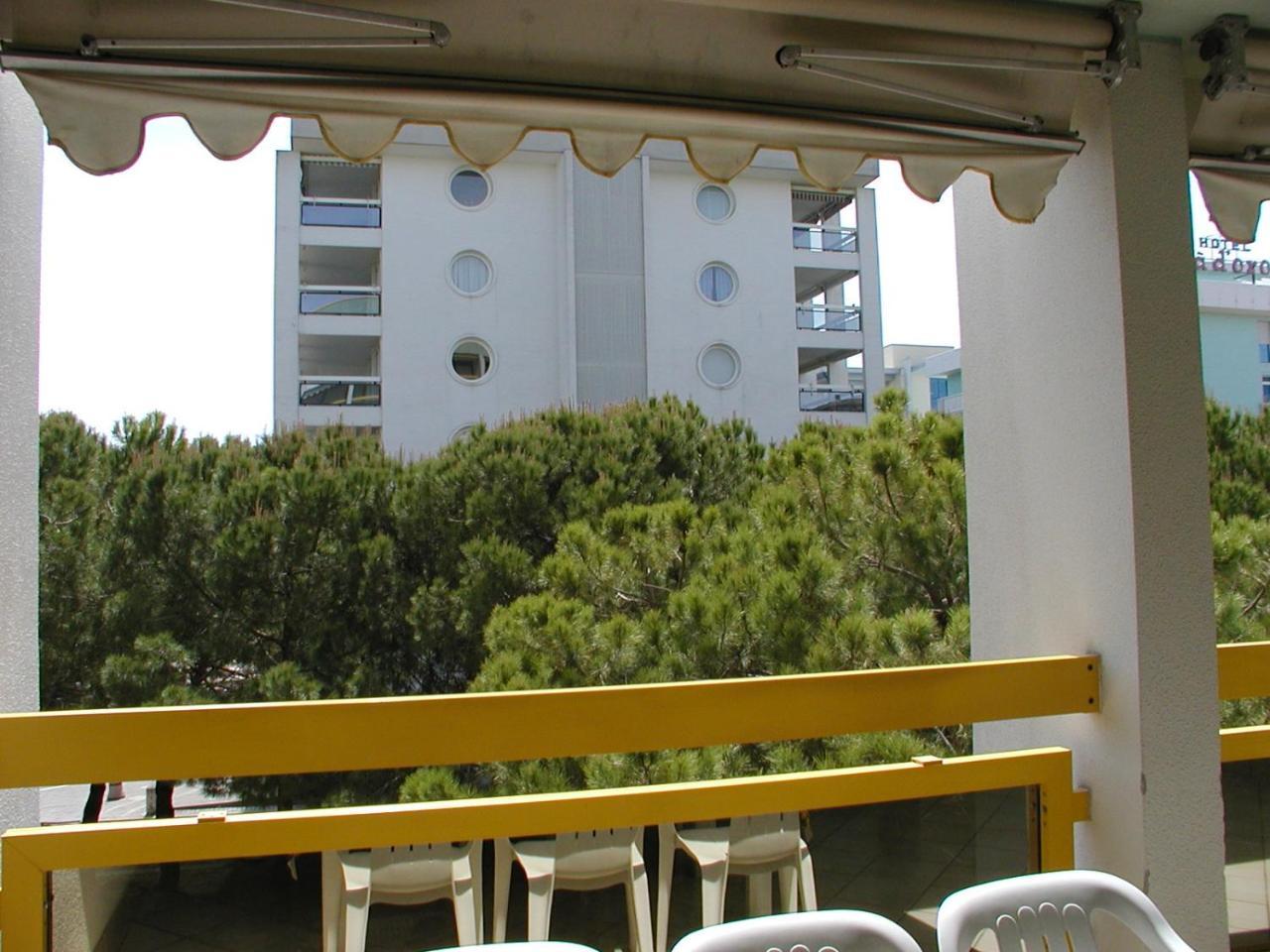 Complesso Solarium Apartment Bibione Luaran gambar