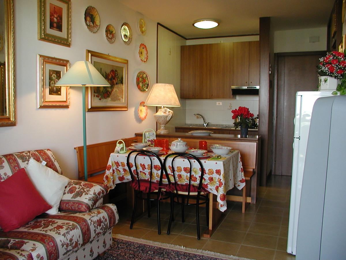 Complesso Solarium Apartment Bibione Luaran gambar