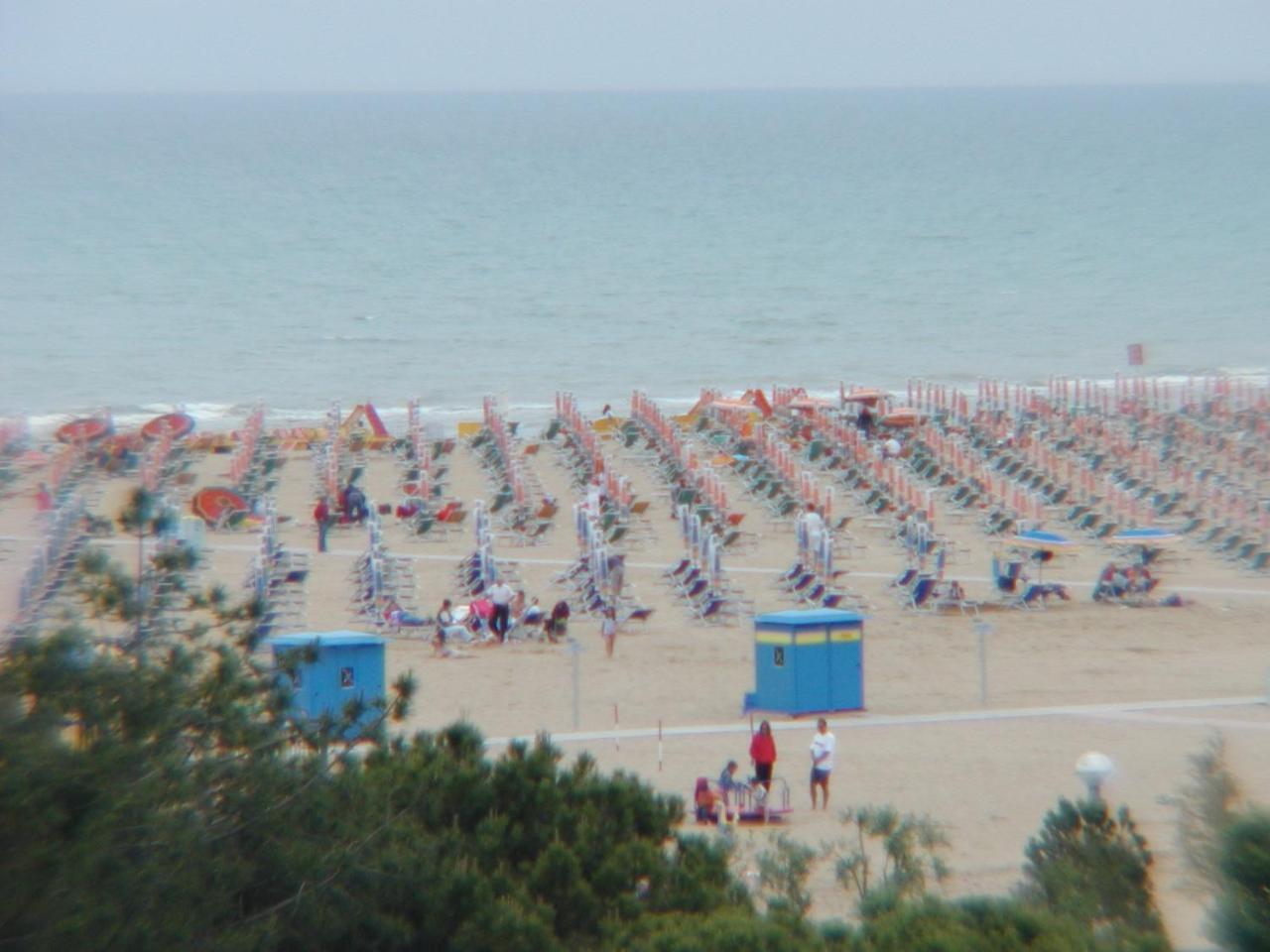 Complesso Solarium Apartment Bibione Luaran gambar
