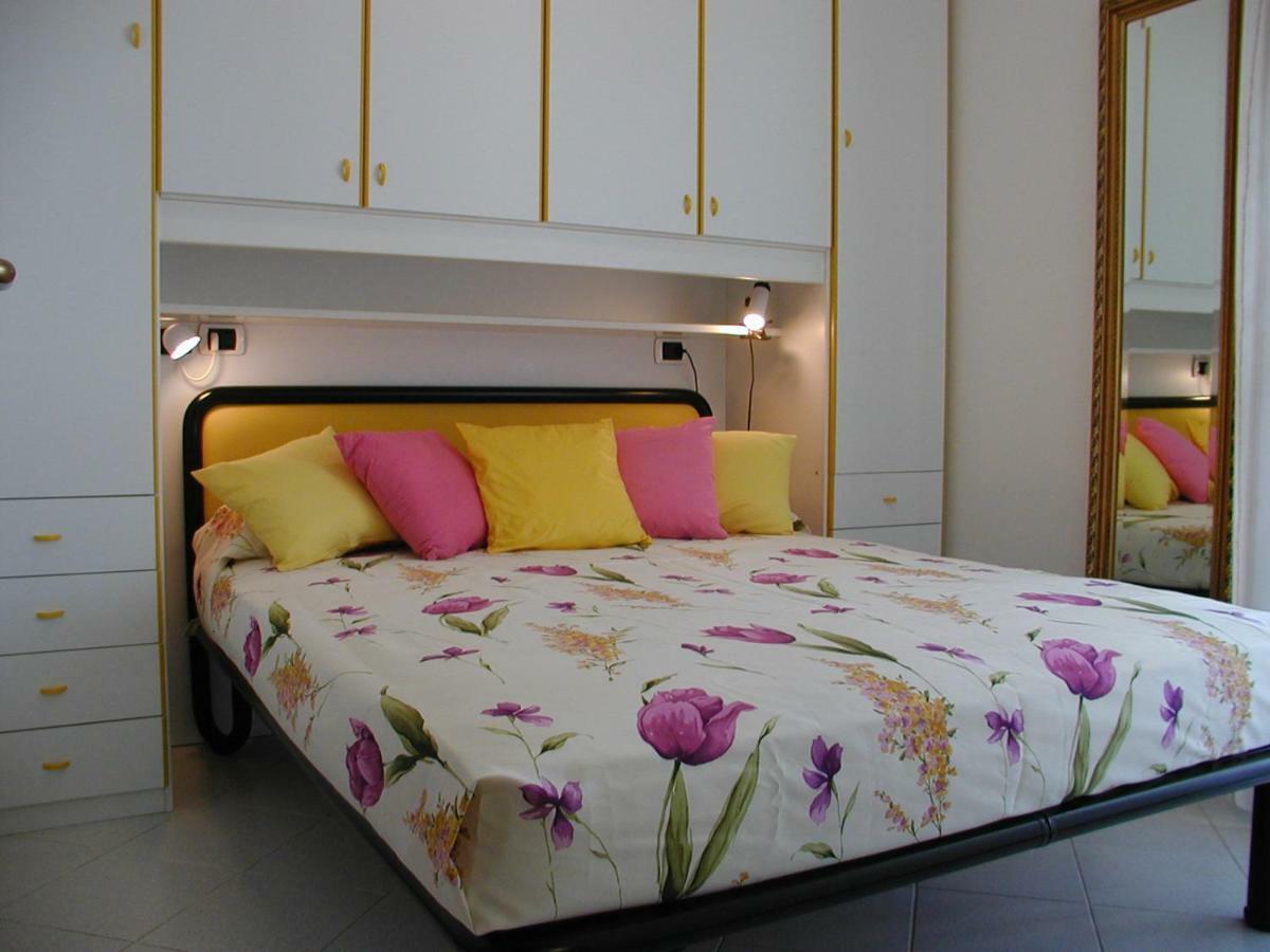 Complesso Solarium Apartment Bibione Luaran gambar