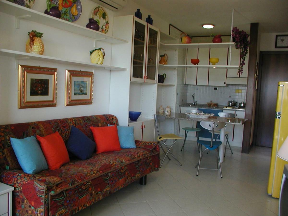 Complesso Solarium Apartment Bibione Luaran gambar