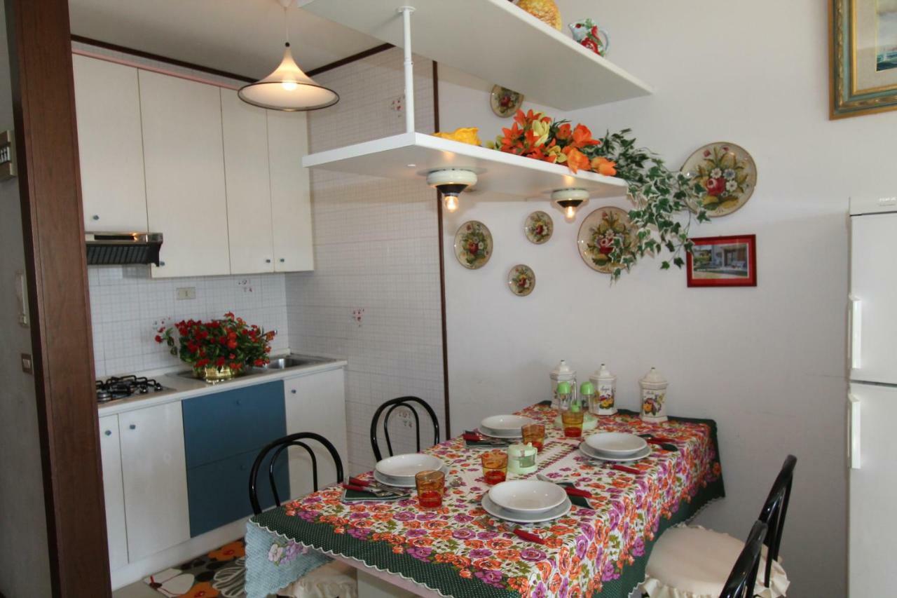 Complesso Solarium Apartment Bibione Luaran gambar