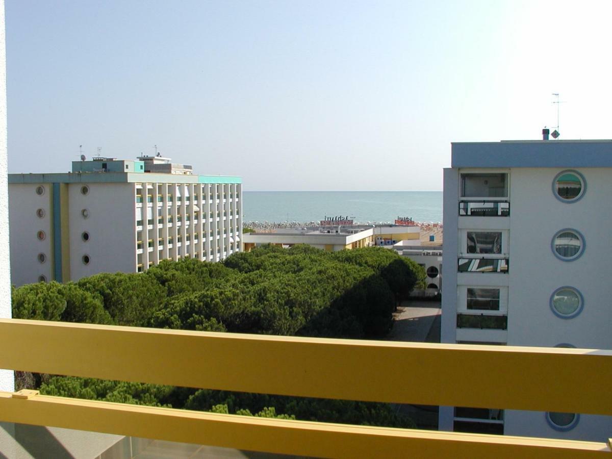 Complesso Solarium Apartment Bibione Luaran gambar