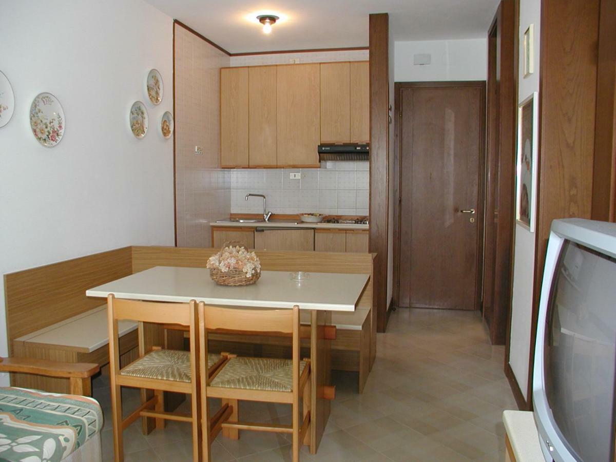 Complesso Solarium Apartment Bibione Luaran gambar